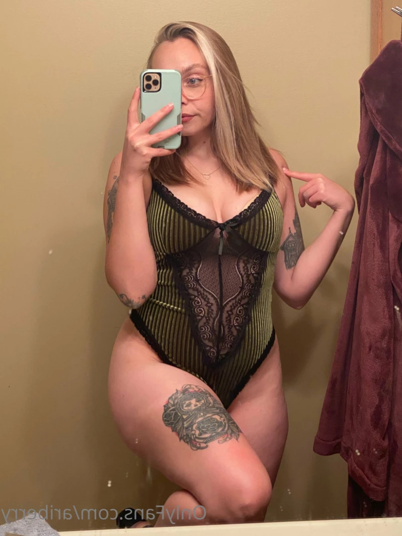 Arie🍓 [ ariberry ] Onlyfans leaked photo 11659119 on Hotleaks.tv