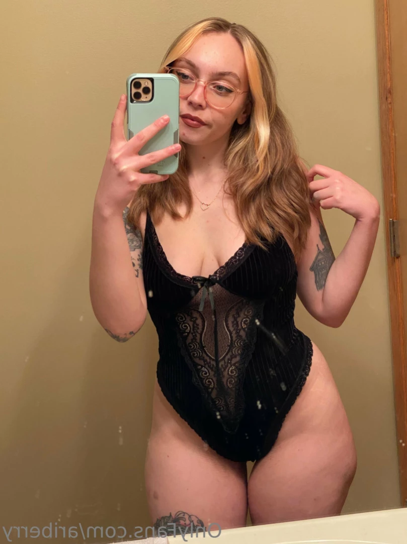 Arie🍓 [ ariberry ] Onlyfans leaked photo 11659168 on Hotleaks.tv