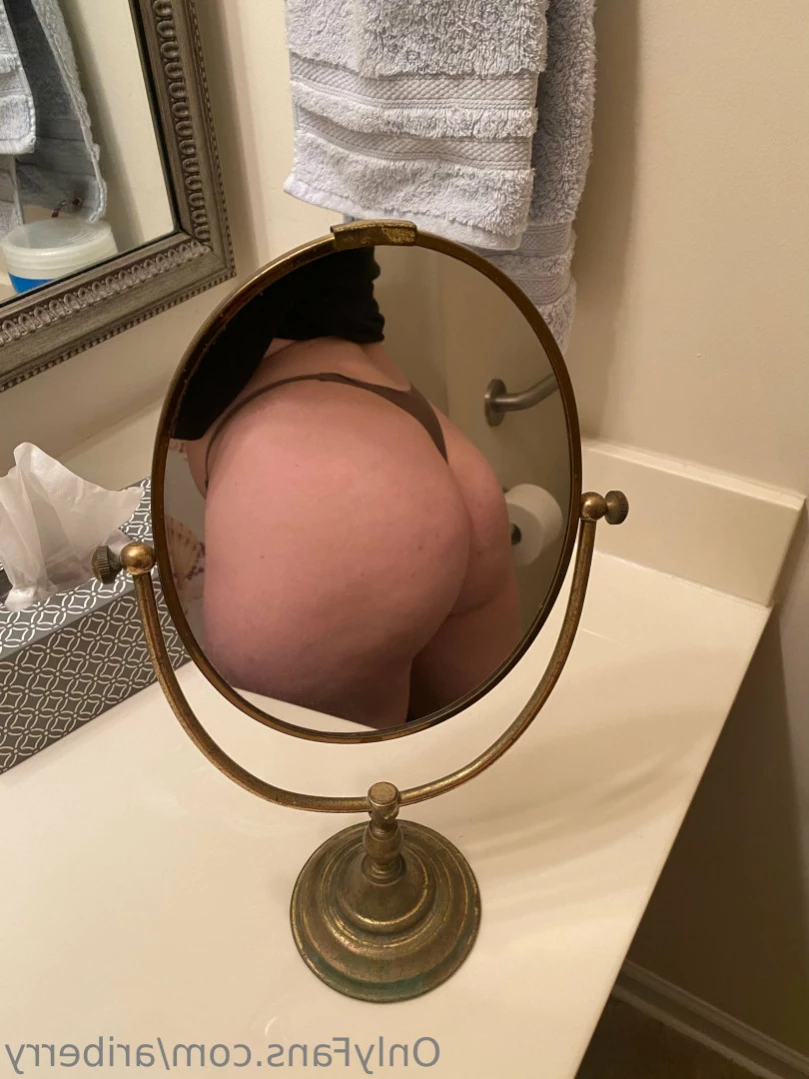 Arie🍓 [ ariberry ] Onlyfans leaked photo 11659309 on Hotleaks.tv