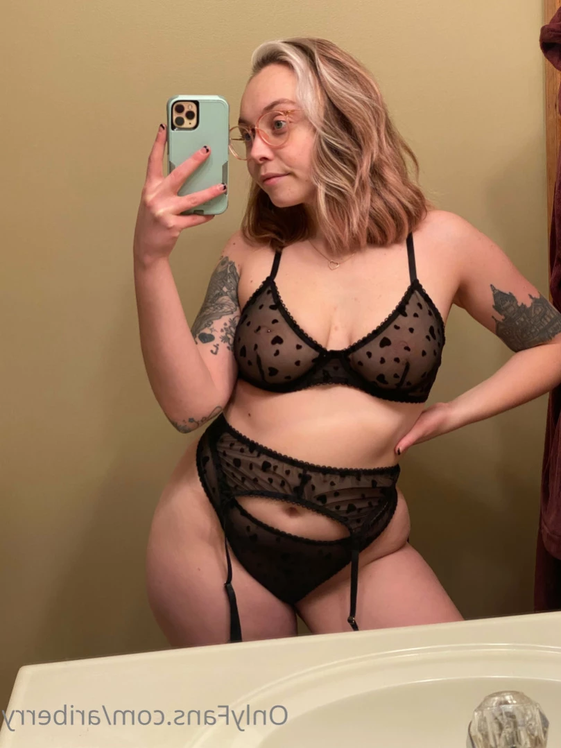 Arie🍓 [ ariberry ] Onlyfans leaked photo 13895381 on Hotleaks.tv