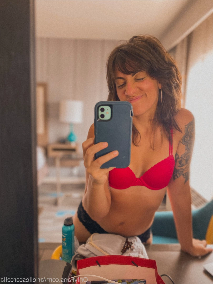 Arielle Scarcella [ ariellescarcella ] Onlyfans leaked photo 11687833 on Hotleaks.tv