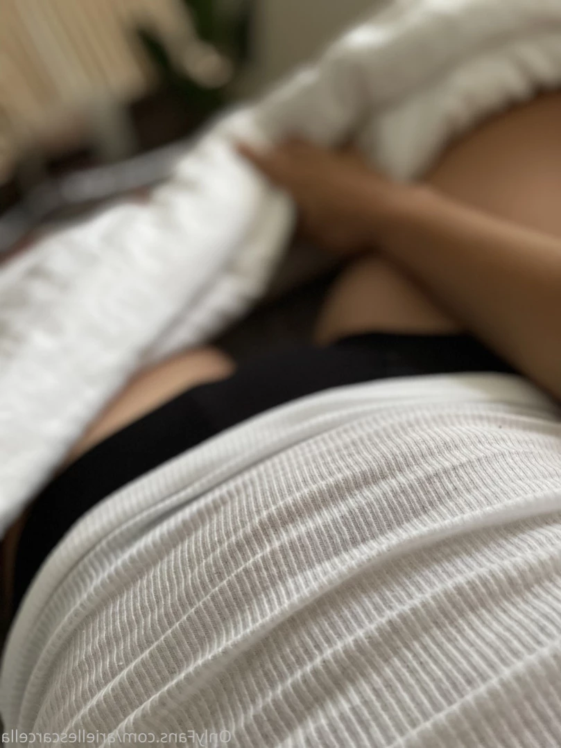 Arielle Scarcella [ ariellescarcella ] Onlyfans leaked photo 13903446 on Hotleaks.tv
