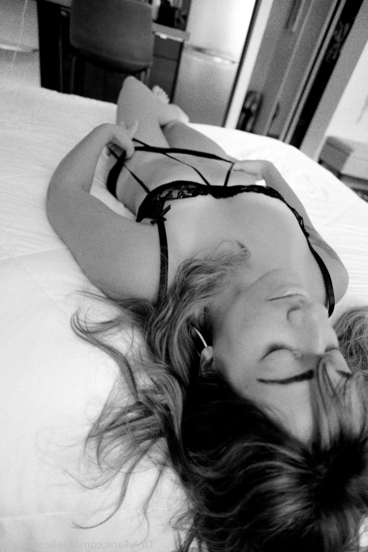 Arielle Scarcella [ ariellescarcella ] Onlyfans leaked photo 14331625 on Hotleaks.tv