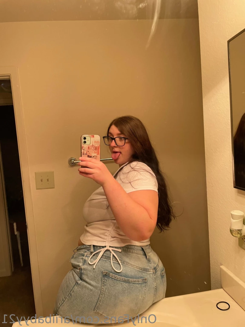 ariibabyy21 Onlyfans leaked photo 15774443 on Hotleaks.tv
