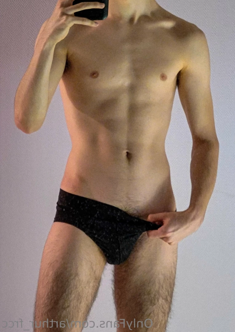 Arthur Fracci [ arthur_frcc ] Onlyfans leaked photo 12700714 on Hotleaks.tv