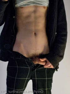15711820