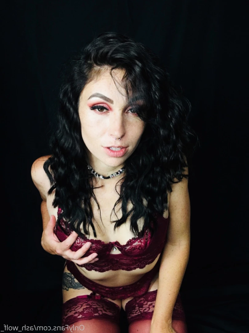 Ashley Wolf [ ash_wolf_ ] Onlyfans leaked photo 11692870 on Hotleaks.tv