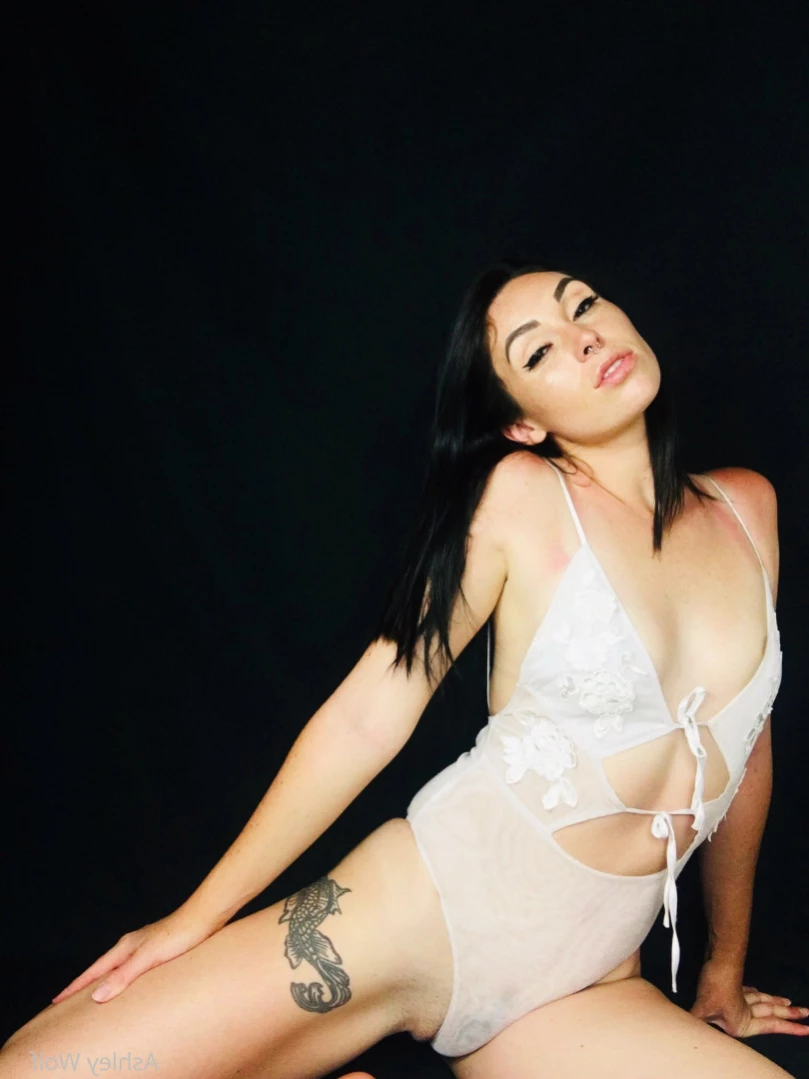 Ashley Wolf [ ash_wolf_ ] Onlyfans leaked photo 11737747 on Hotleaks.tv