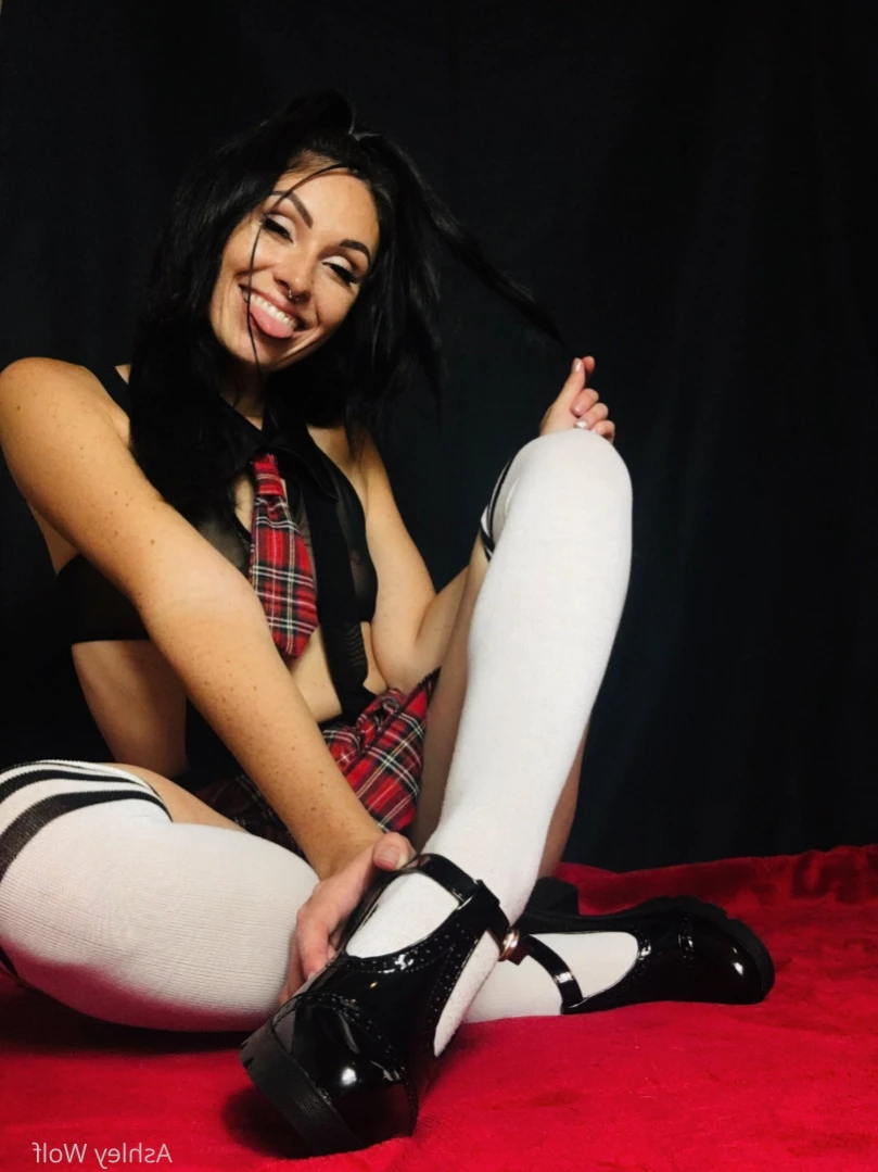Ashley Wolf [ ash_wolf_ ] Onlyfans leaked photo 12132721 on Hotleaks.tv