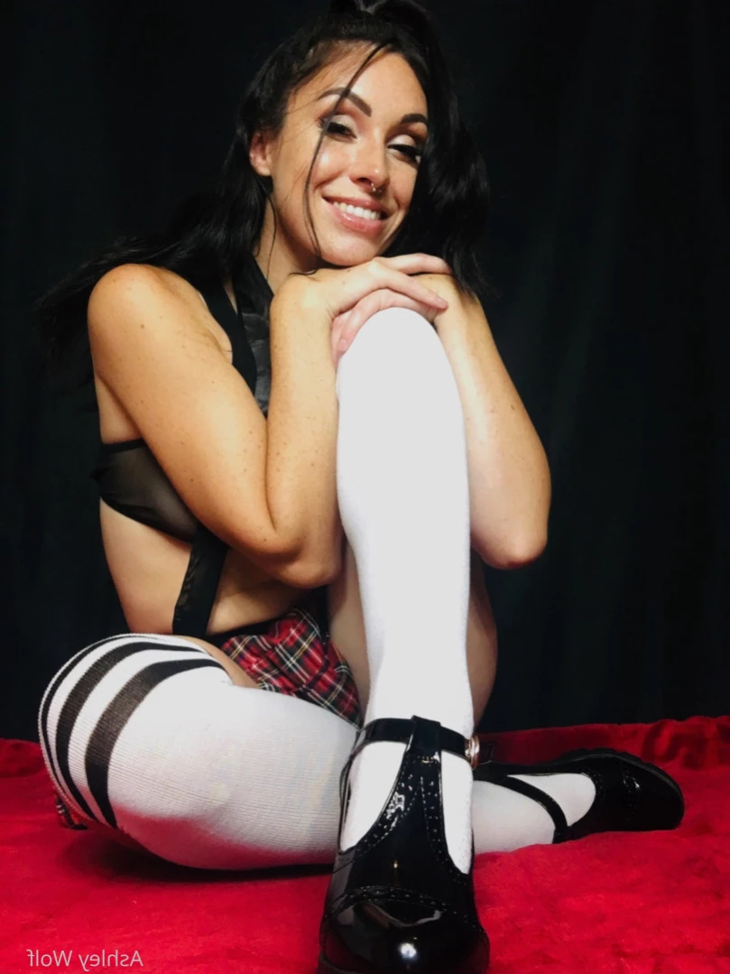Ashley Wolf [ ash_wolf_ ] Onlyfans leaked photo 12700294 on Hotleaks.tv