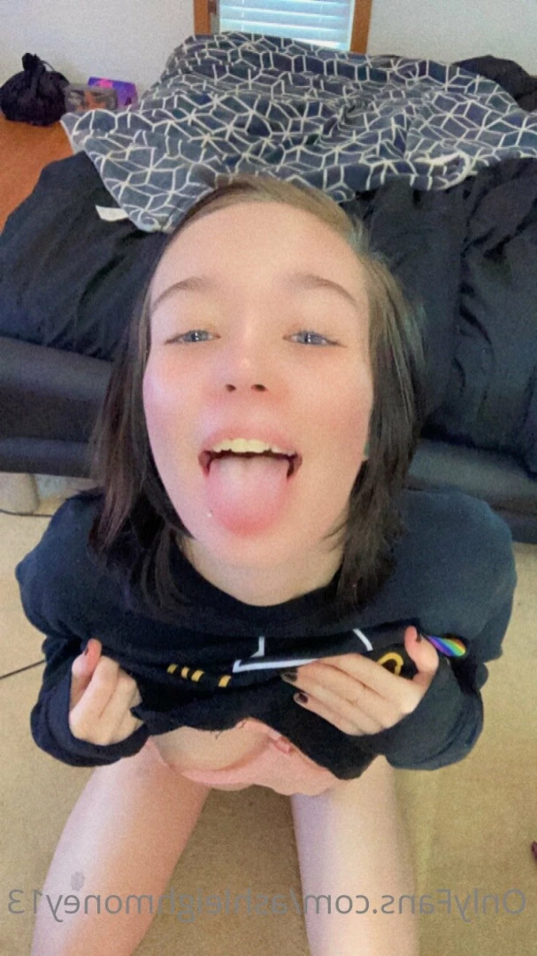 ❄️Ashleigh❄️ [ ashleighmoney13 ] Onlyfans leaked photo 11684465 on Hotleaks.tv