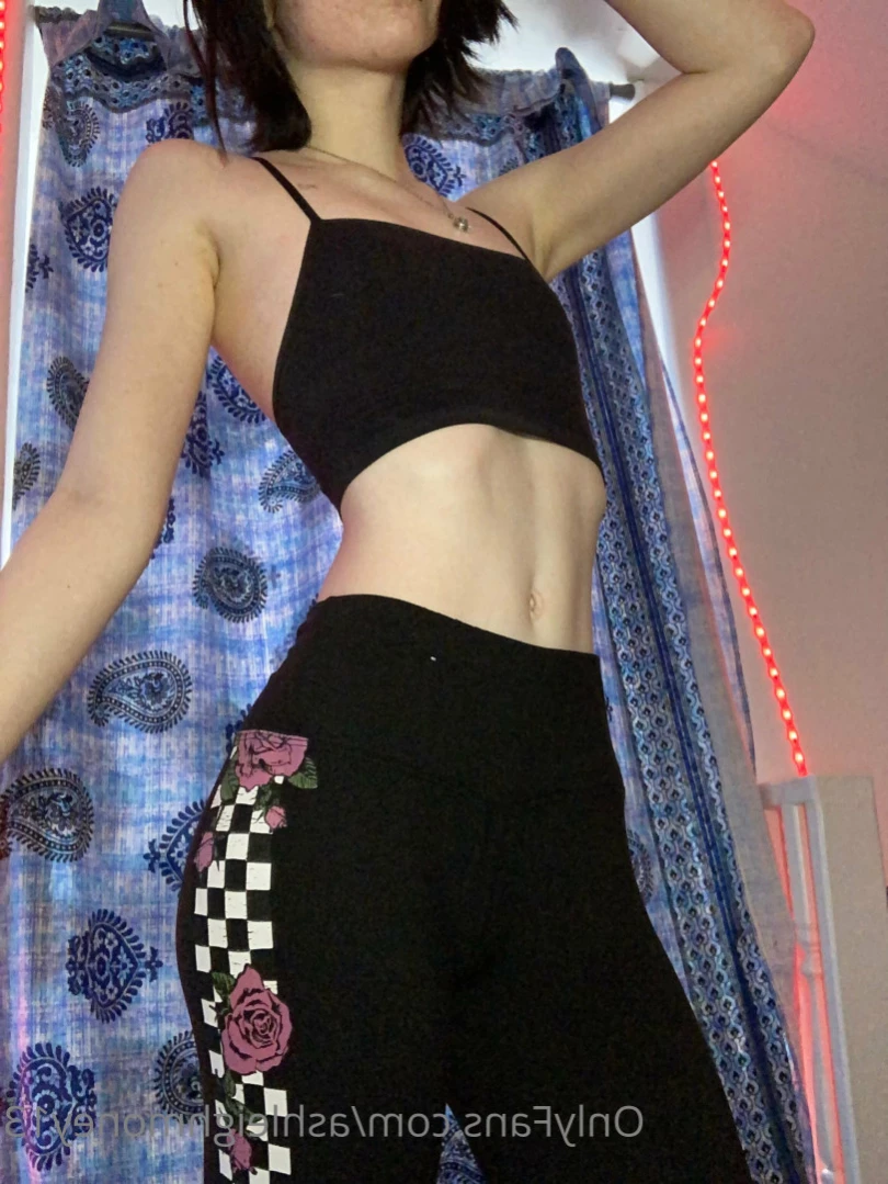 ❄️Ashleigh❄️ [ ashleighmoney13 ] Onlyfans leaked photo 11689672 on Hotleaks.tv