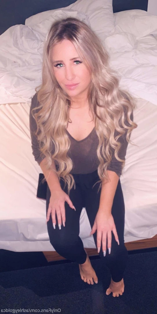 Ashley Gold [ ashleygoldca ] Onlyfans leaked photo 11681031 on Hotleaks.tv