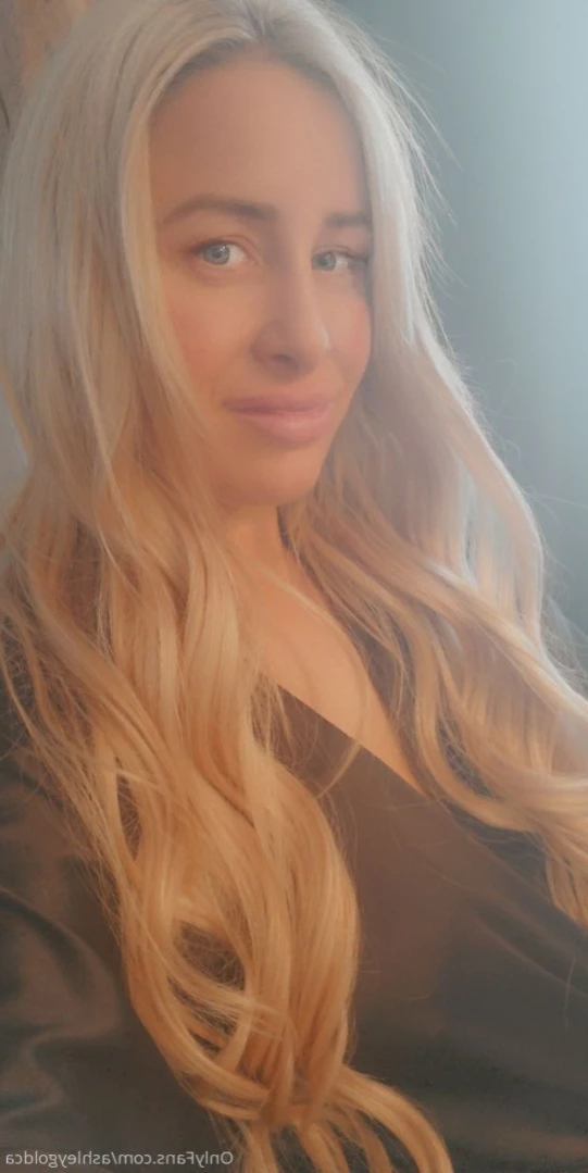 Ashley Gold [ ashleygoldca ] Onlyfans leaked photo 11681219 on Hotleaks.tv