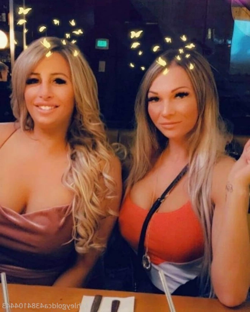 Ashley Gold [ ashleygoldca ] Onlyfans leaked photo 11681378 on Hotleaks.tv