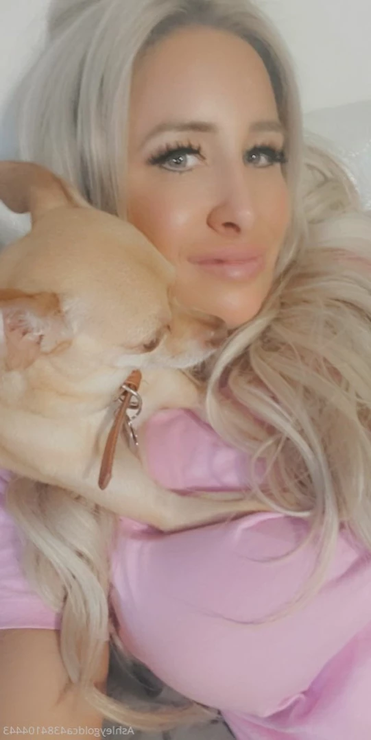 Ashley Gold [ ashleygoldca ] Onlyfans leaked photo 13644560 on Hotleaks.tv