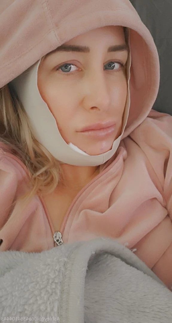 Ashley Gold [ ashleygoldca ] Onlyfans leaked photo 14881811 on Hotleaks.tv