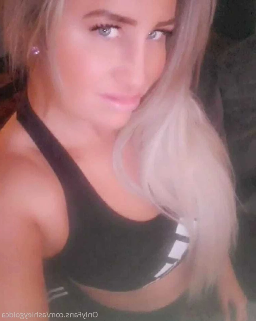 Ashley Gold [ ashleygoldca ] Onlyfans leaked photo 15279191 on Hotleaks.tv