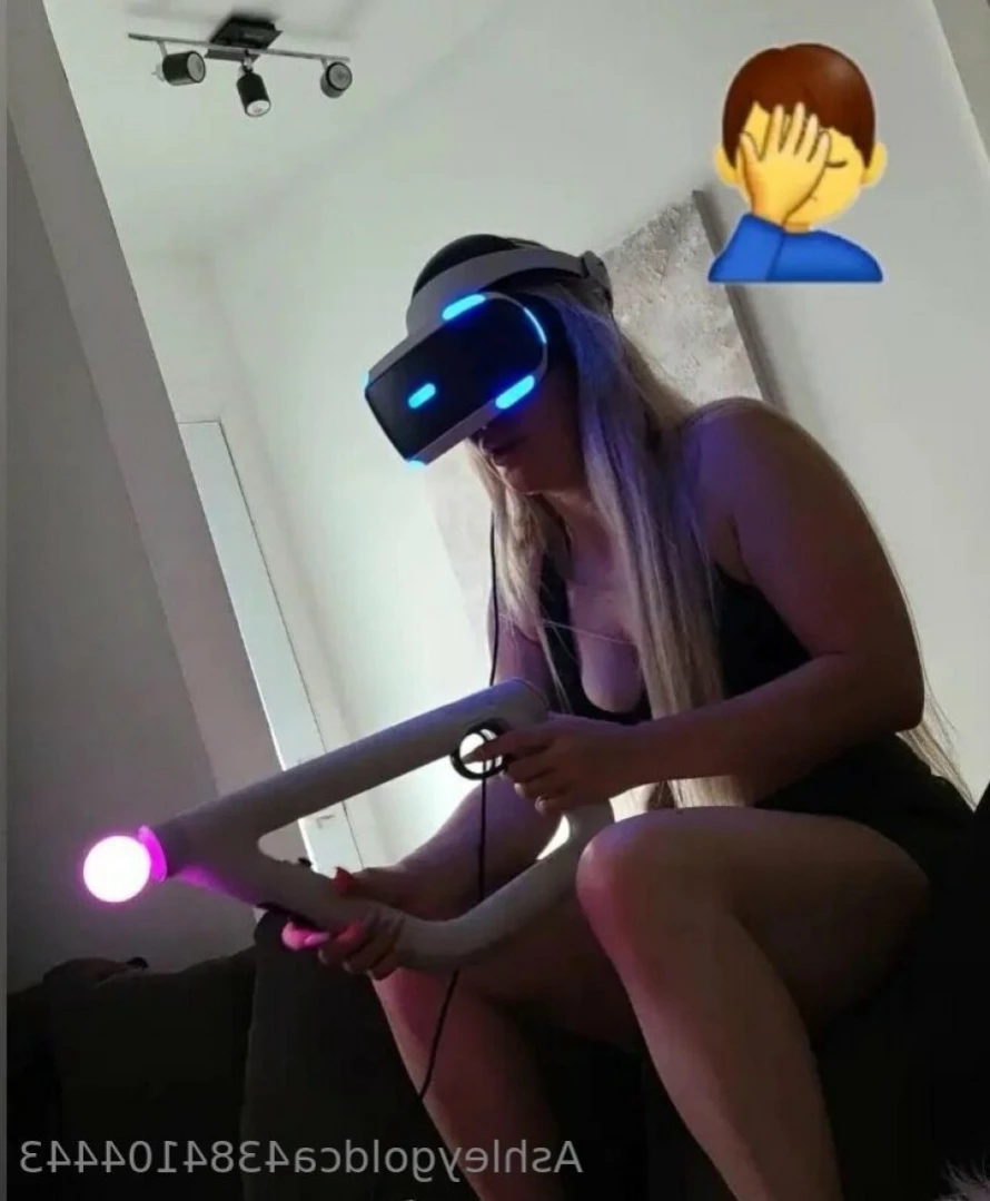 Ashley Gold [ ashleygoldca ] Onlyfans leaked photo 15565257 on Hotleaks.tv