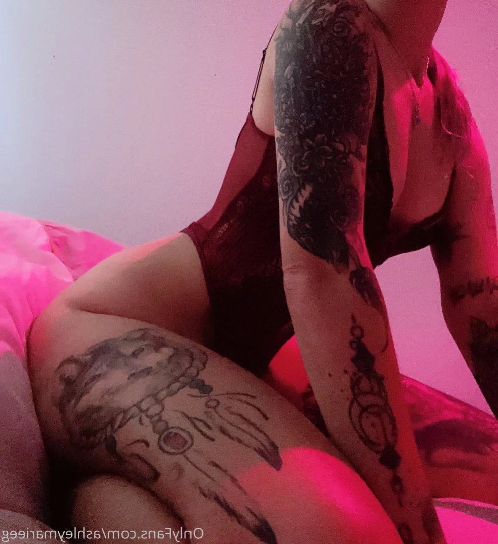 AshleyMarie 🇬🇧🇨🇾 [ ashleymarieeg ] Onlyfans leaked photo 10873800 on Hotleaks.tv