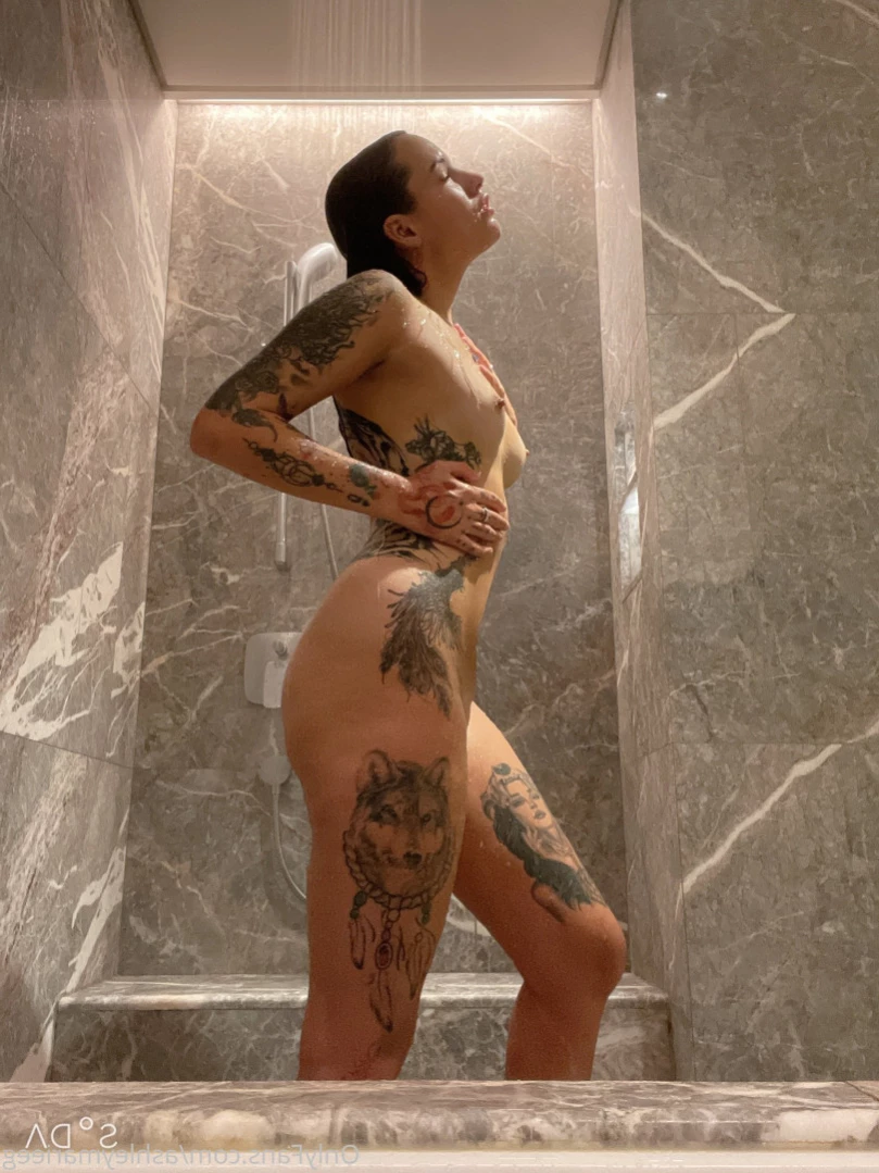 AshleyMarie 🇬🇧🇨🇾 [ ashleymarieeg ] Onlyfans leaked photo 11678522 on Hotleaks.tv