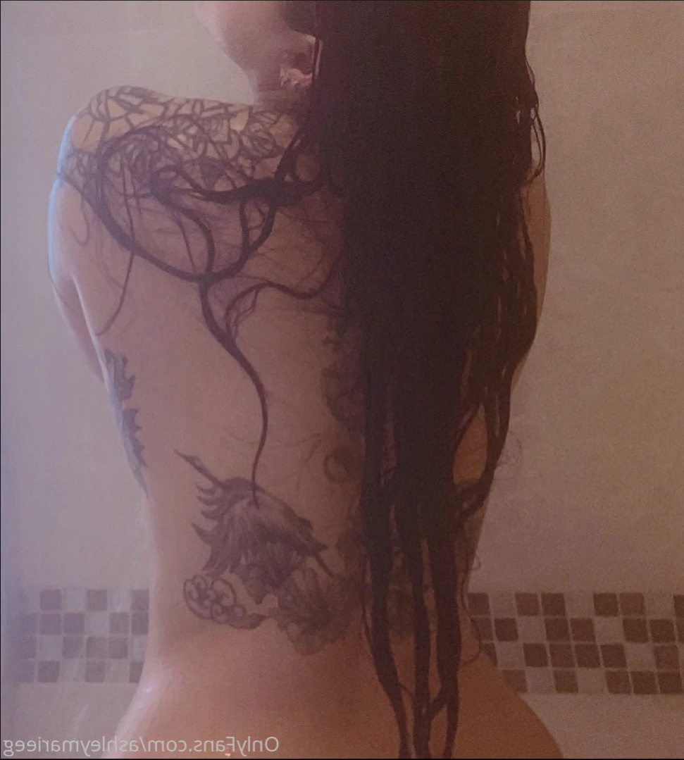 AshleyMarie 🇬🇧🇨🇾 [ ashleymarieeg ] Onlyfans leaked photo 11678631 on Hotleaks.tv