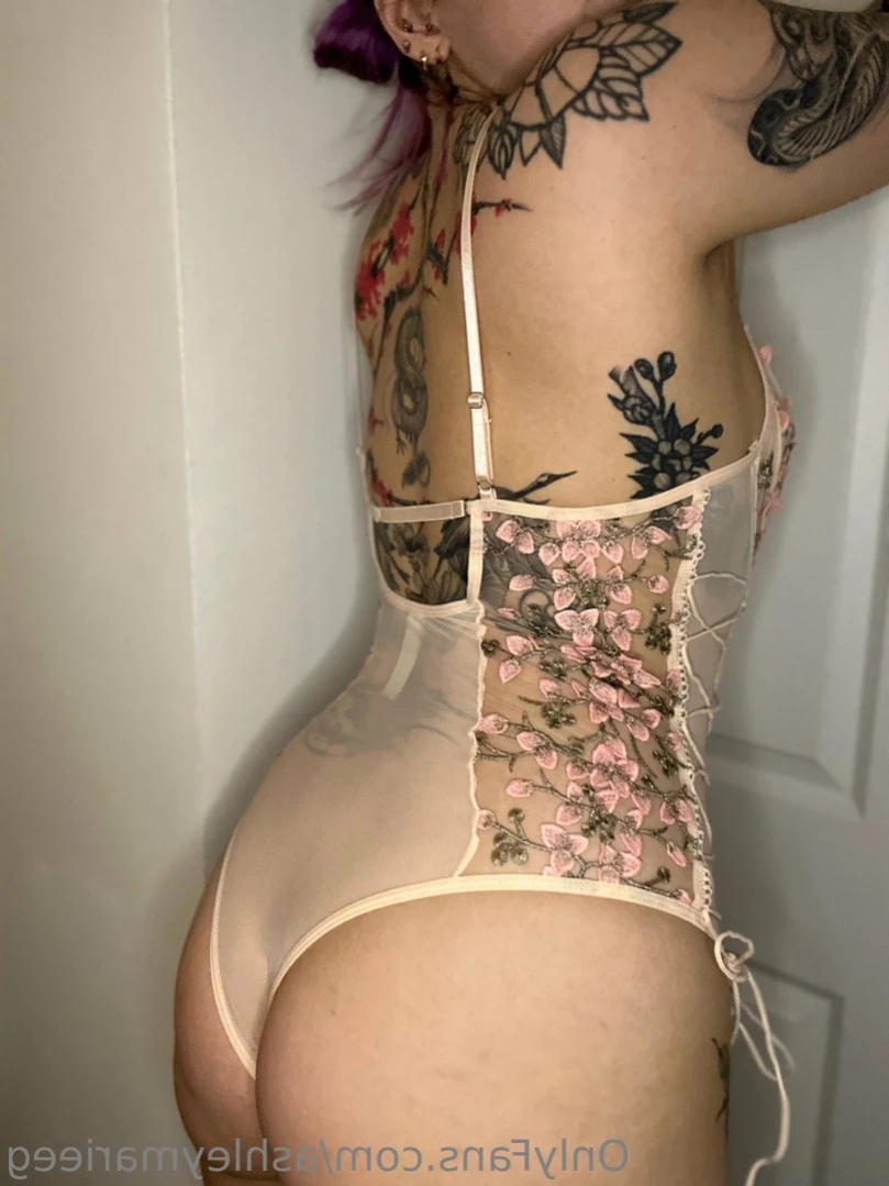 AshleyMarie 🇬🇧🇨🇾 [ ashleymarieeg ] Onlyfans leaked photo 12892012 on Hotleaks.tv