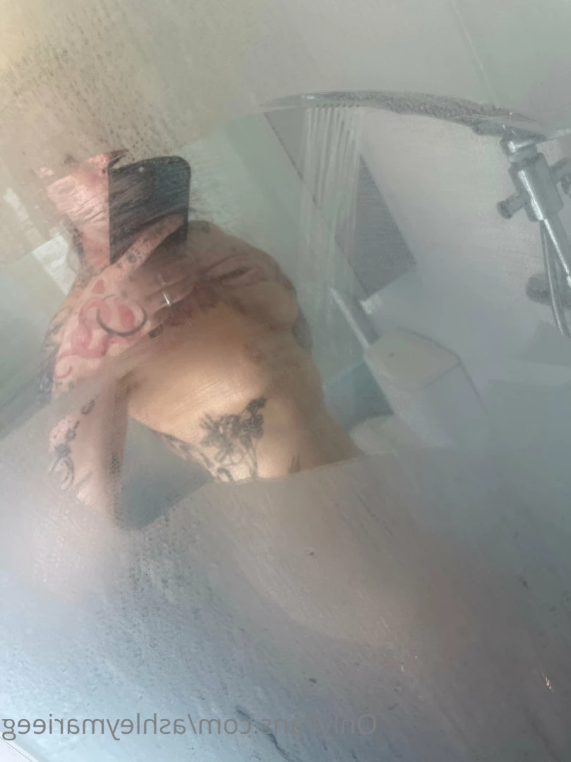 AshleyMarie 🇬🇧🇨🇾 [ ashleymarieeg ] Onlyfans leaked photo 12899168 on Hotleaks.tv