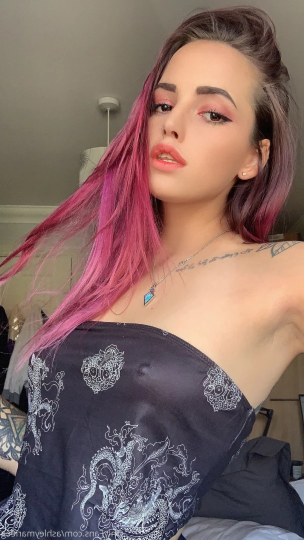 AshleyMarie 🇬🇧🇨🇾 [ ashleymarieeg ] Onlyfans leaked photo 12973229 on Hotleaks.tv