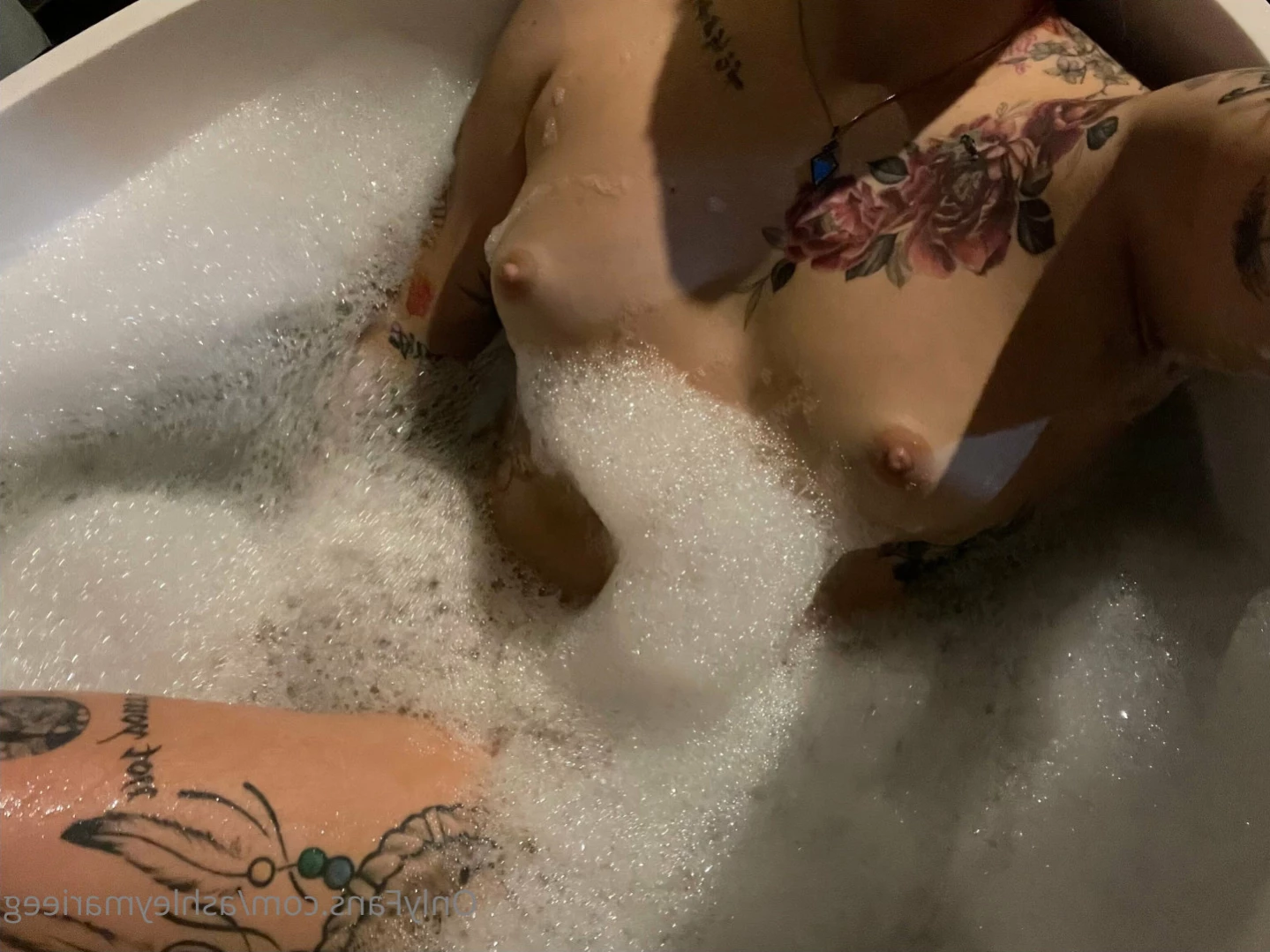 AshleyMarie 🇬🇧🇨🇾 [ ashleymarieeg ] Onlyfans leaked photo 14366856 on Hotleaks.tv