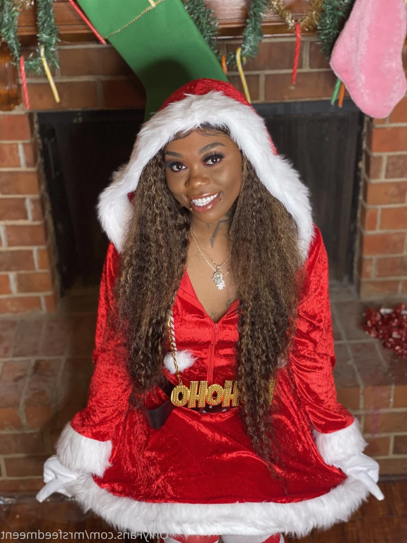 FREAKIEST EBONY CYBER GIRL ONLINE 🍆😝 [ mrsfeedmeent ] Onlyfans leaked photo 6191352 on Hotleaks.tv