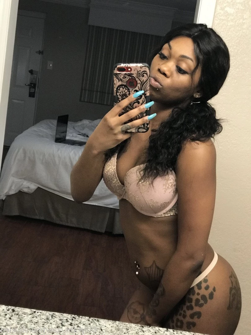 FREAKIEST EBONY CYBER GIRL ONLINE 🍆😝 [ mrsfeedmeent ] Onlyfans leaked photo 848255 on Hotleaks.tv
