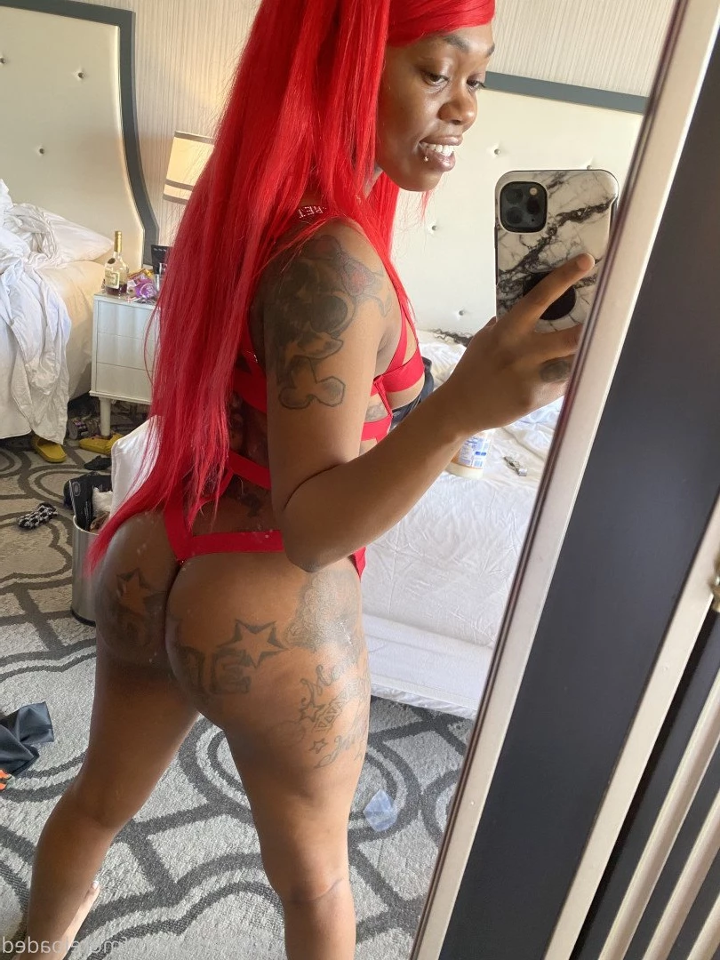 FREAKIEST EBONY CYBER GIRL ONLINE 🍆😝 [ mrsfeedmeent ] Onlyfans leaked photo 848326 on Hotleaks.tv