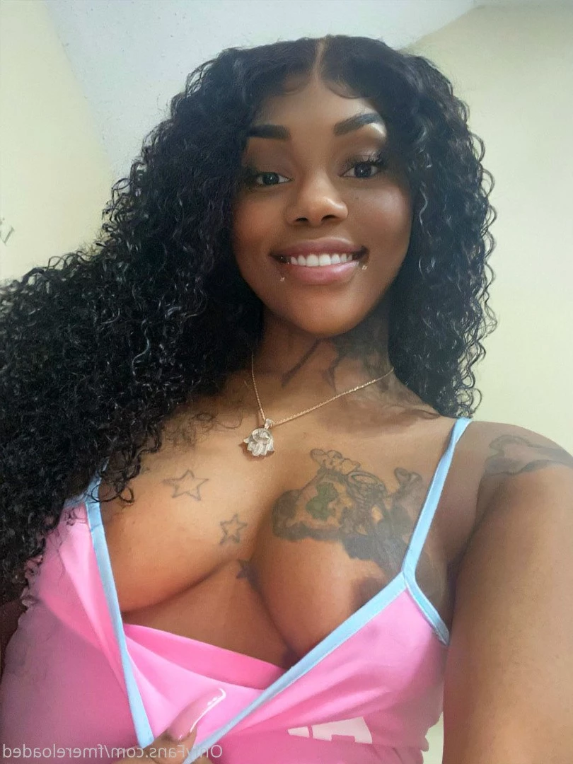 FREAKIEST EBONY CYBER GIRL ONLINE 🍆😝 [ mrsfeedmeent ] Onlyfans leaked photo 848404 on Hotleaks.tv