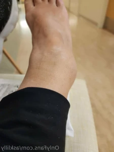 12569316
