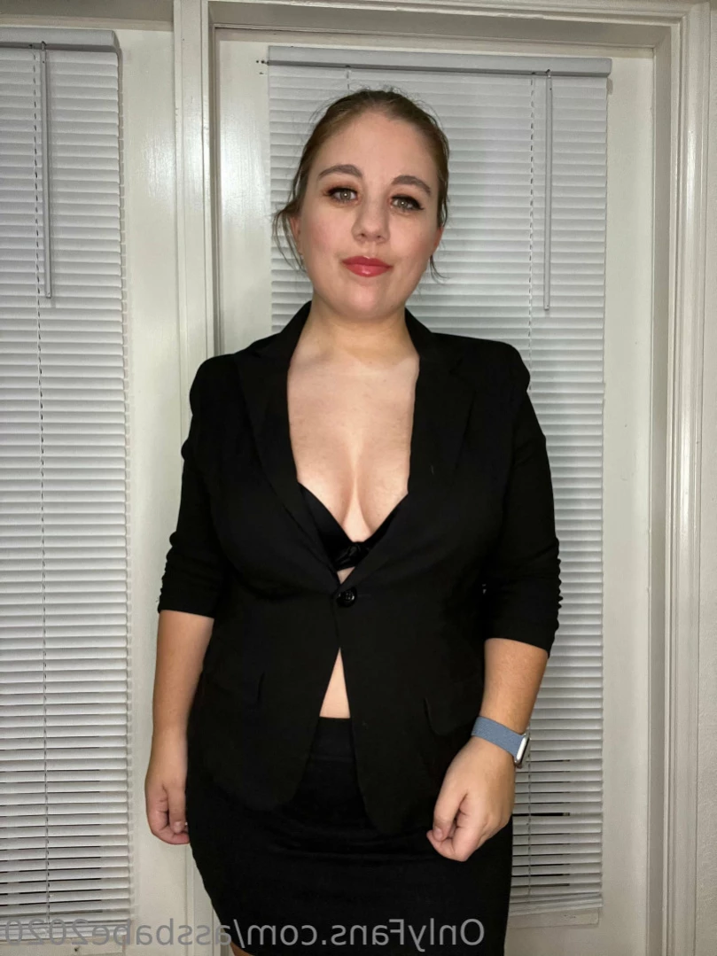 Carly [ assbabe2020 ] Onlyfans leaked photo 14326540 on Hotleaks.tv