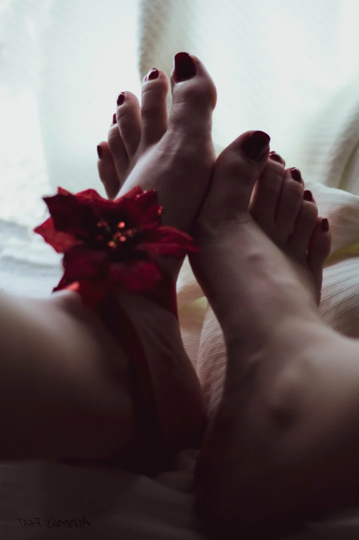 Athena's Feet [ athenasf33t ] Onlyfans leaked photo 15774421 on Hotleaks.tv