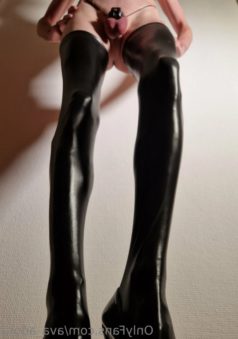 Ava Adora [ ava_adora ] Onlyfans leaked photo 11727320 on Hotleaks.tv