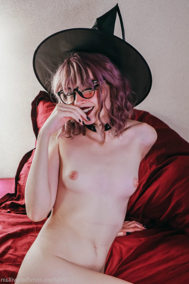 Ave Ria [ ave_ria ] Onlyfans leaked photo 11697999 on Hotleaks.tv