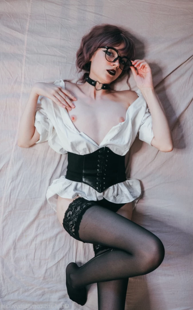 Ave Ria [ ave_ria ] Onlyfans leaked photo 11744068 on Hotleaks.tv