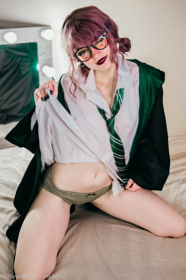 Ave Ria [ ave_ria ] Onlyfans leaked photo 11744719 on Hotleaks.tv
