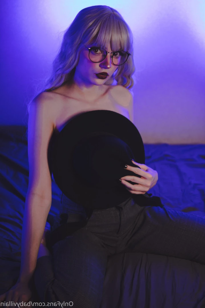 Ave Ria [ ave_ria ] Onlyfans leaked photo 14482389 on Hotleaks.tv