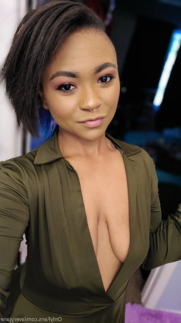 Avery Jane The F Machine™️ [ averyjane ] Onlyfans leaked photo 11302810 on Hotleaks.tv