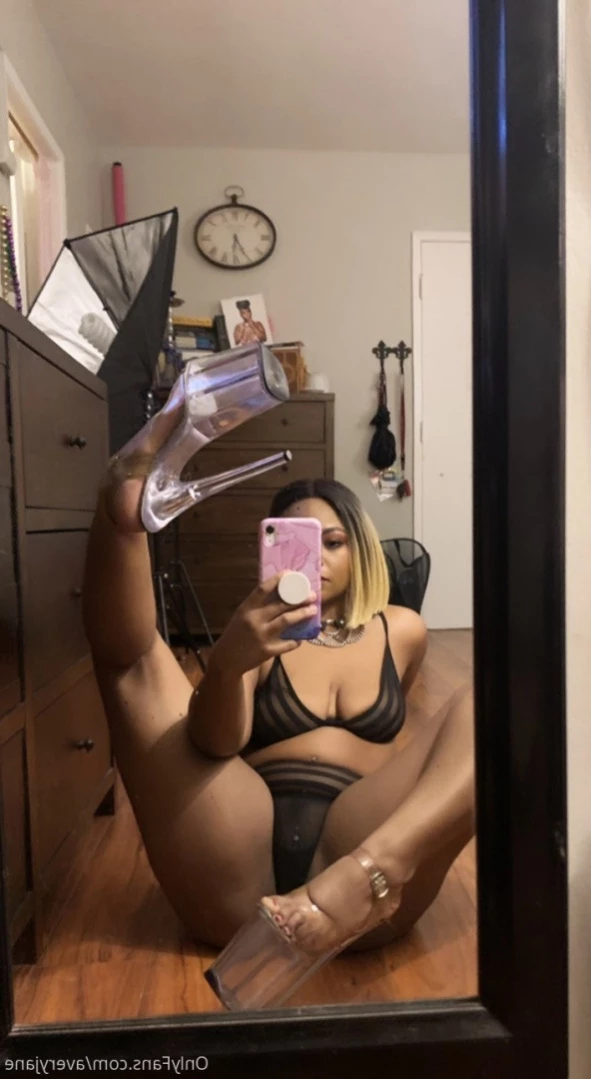 Avery Jane The F Machine™️ [ averyjane ] Onlyfans leaked photo 12353354 on Hotleaks.tv