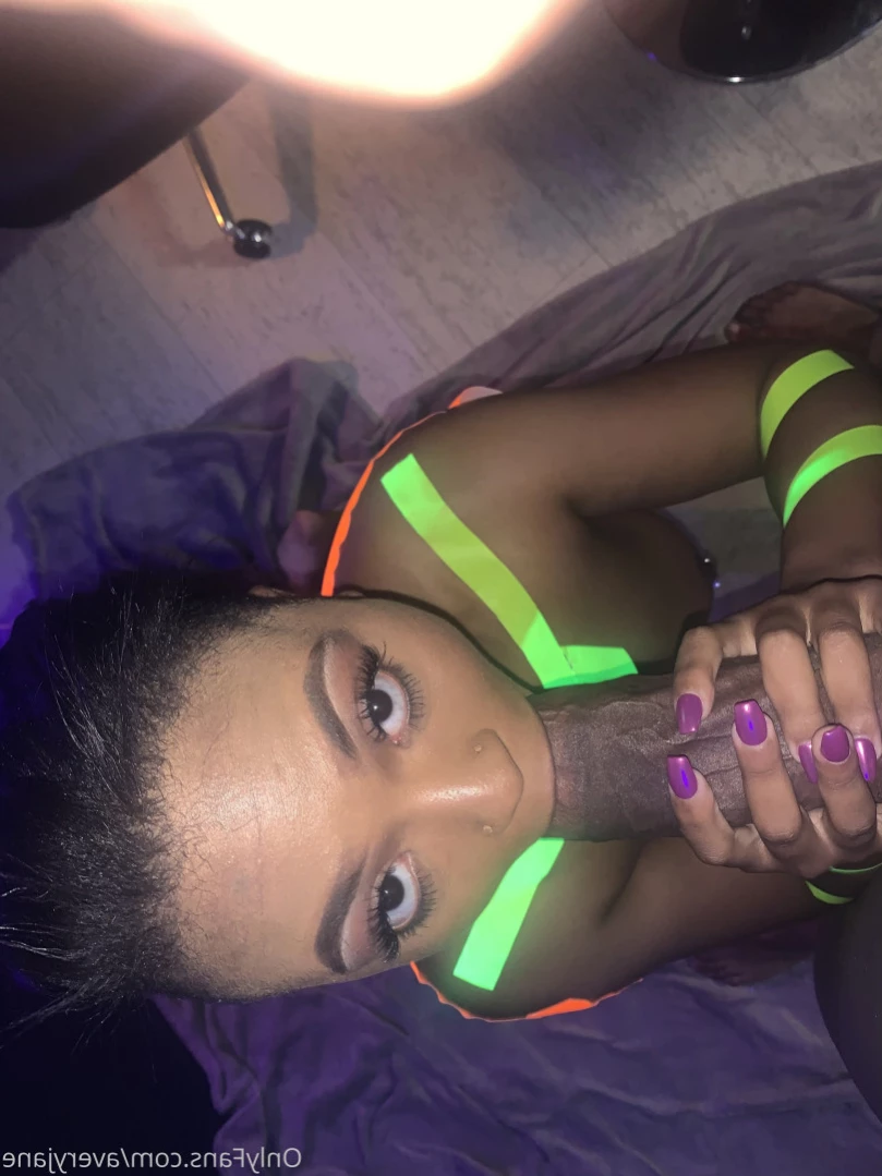 Avery Jane The F Machine™️ [ averyjane ] Onlyfans leaked photo 12739209 on Hotleaks.tv