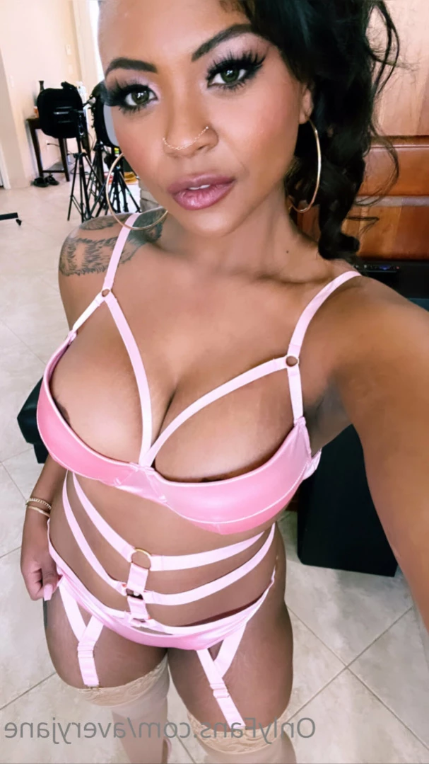Avery Jane The F Machine™️ [ averyjane ] Onlyfans leaked photo 15630409 on Hotleaks.tv