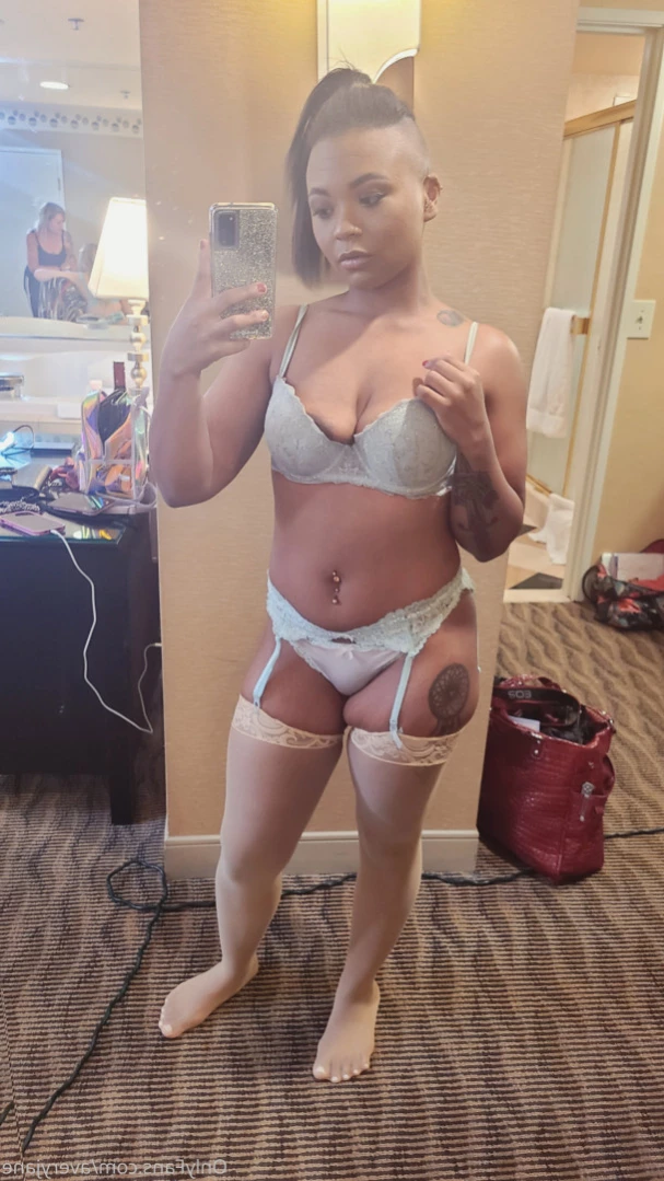 Avery Jane The F Machine™️ [ averyjane ] Onlyfans leaked photo 15643596 on Hotleaks.tv