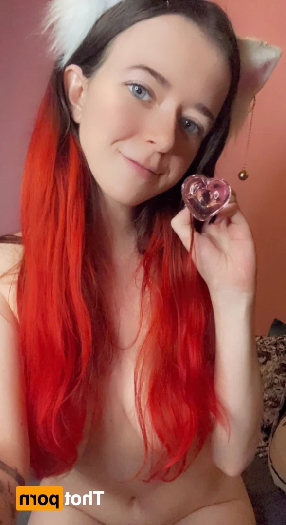 Akita - Cat Lady [ b-kitty ] Onlyfans leaked photo 12907460 on Hotleaks.tv