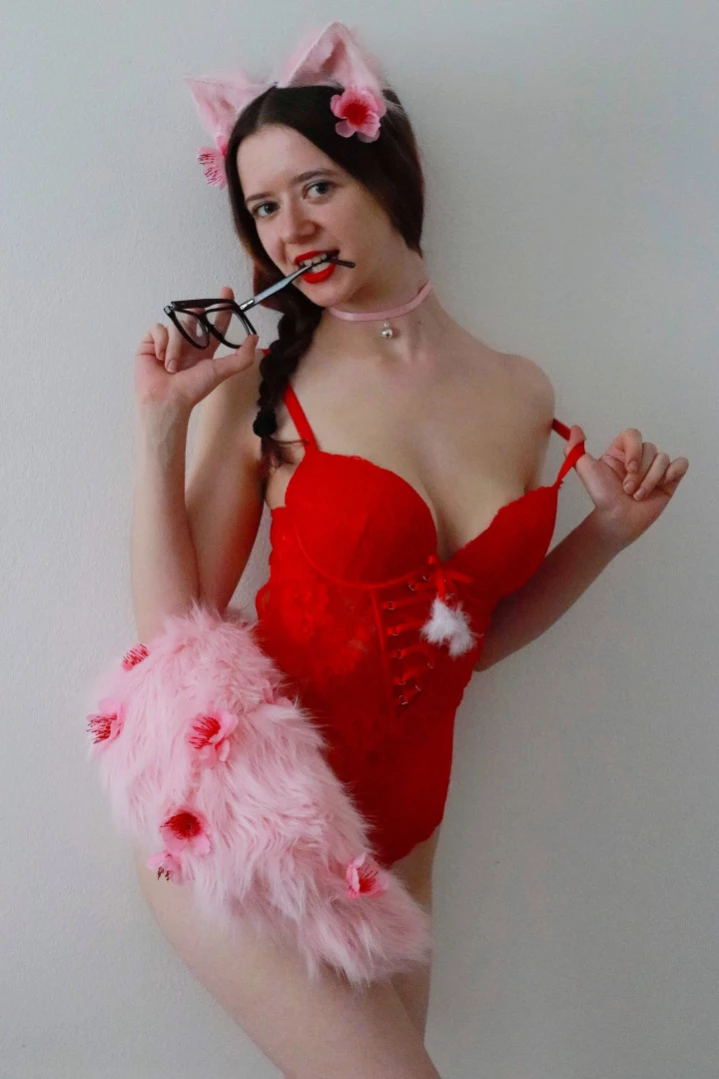 Akita - Cat Lady [ b-kitty ] Onlyfans leaked photo 12964690 on Hotleaks.tv