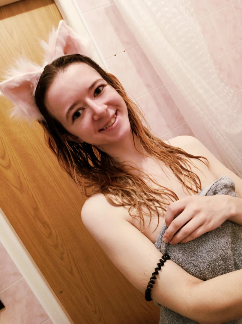 Akita - Cat Lady [ b-kitty ] Onlyfans leaked photo 13080322 on Hotleaks.tv